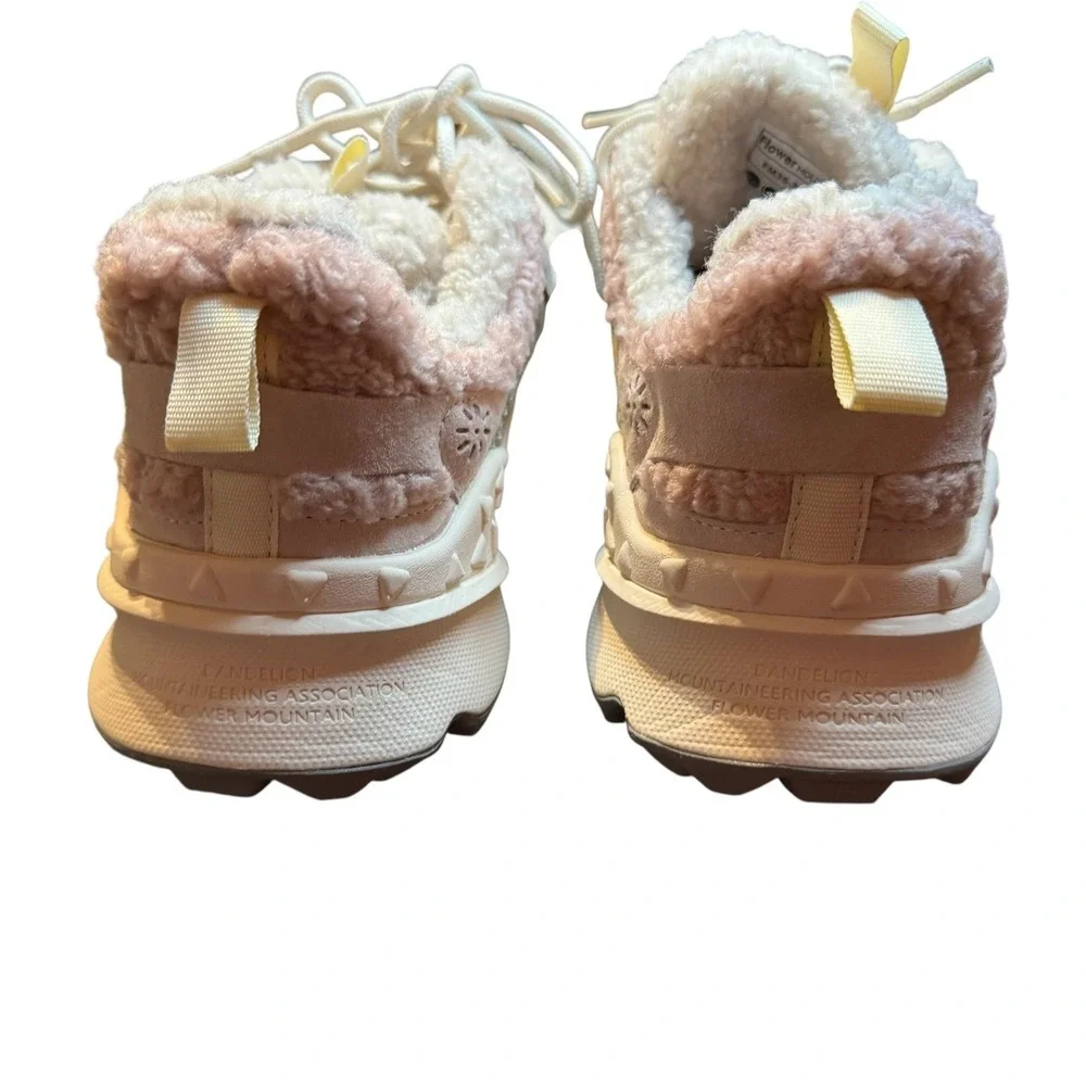 Flower Mountain Shoes‎ Womens Size 7.5 White Pink Sherpa Suede Trail FM36-3-035